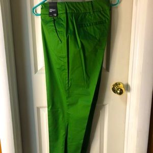 NWT NY&Co. Women’s Cropped Capri’s sz 12